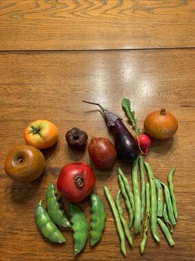 Fresh Mixed Produce Bundle - Vibrant Red, Green, Brown